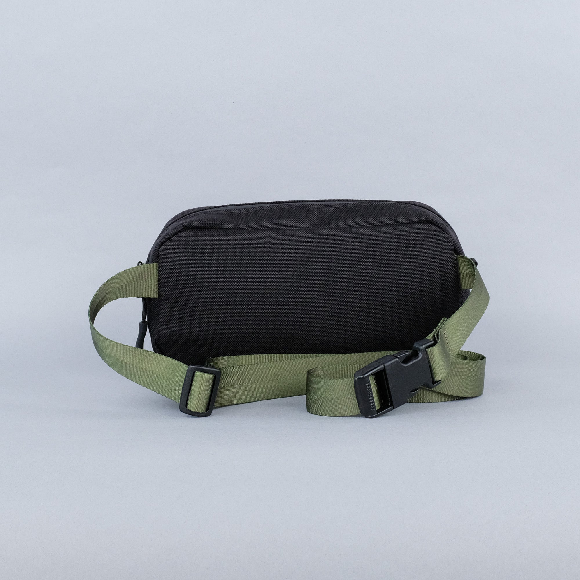 Oxford Crossbody Pack