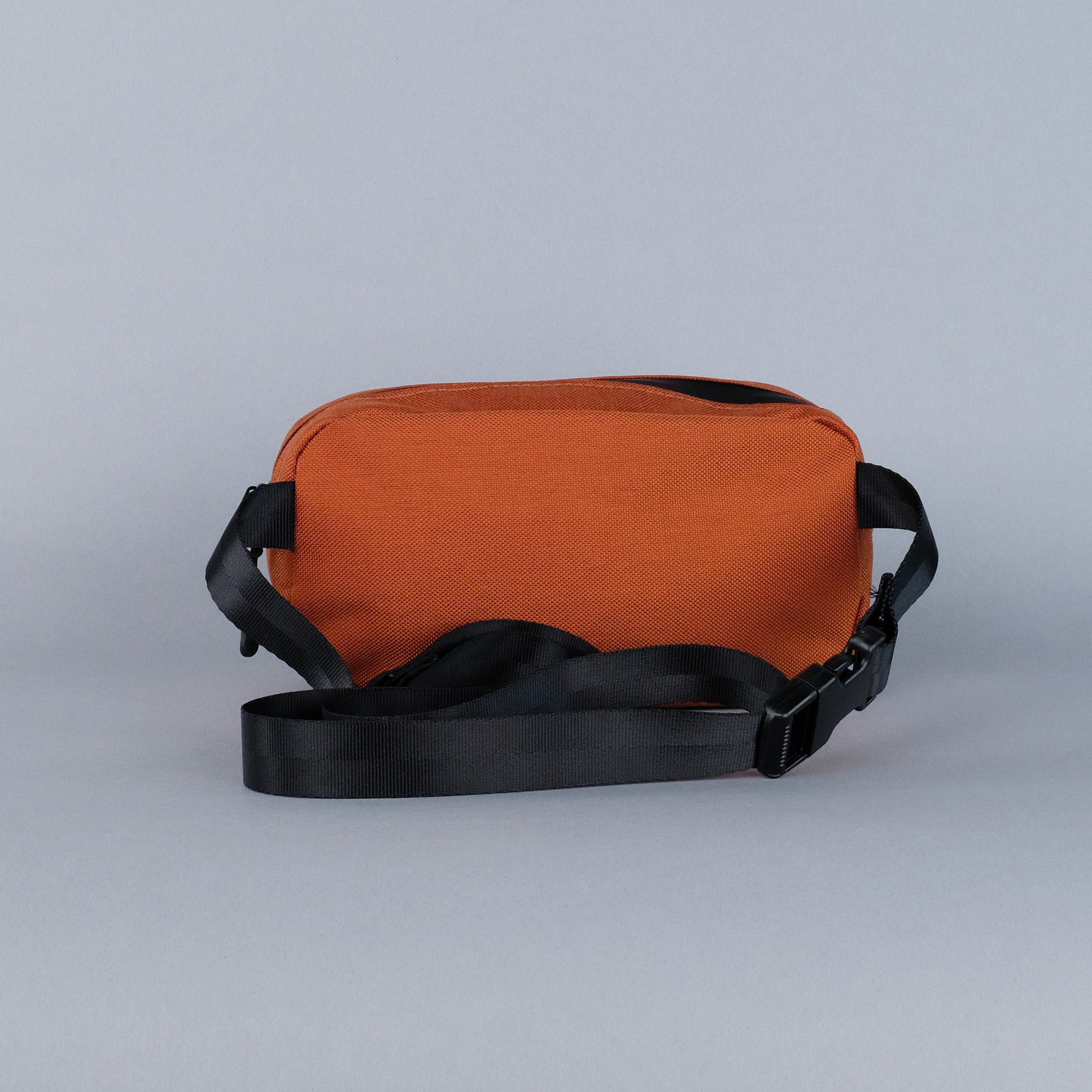 Oxford Crossbody Pack