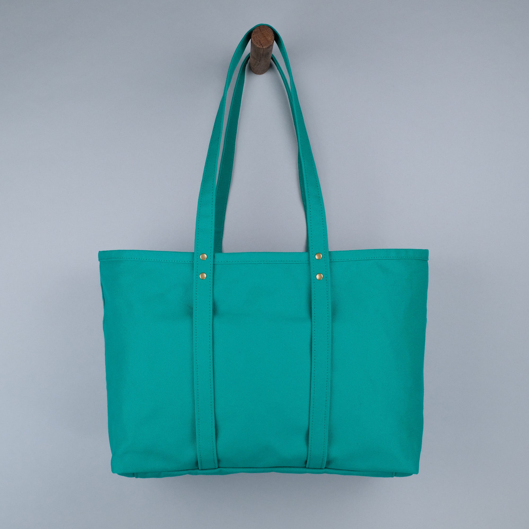 Beachwood Yoga Tote Bag