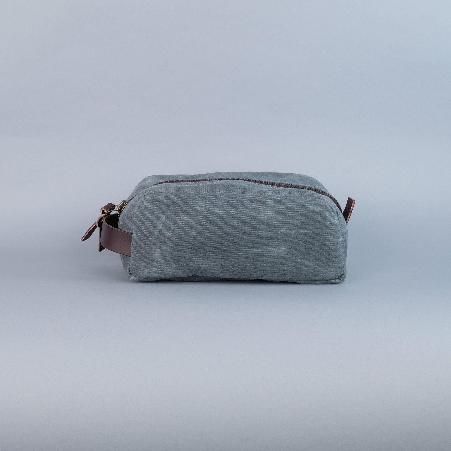 Dopp Kit – Waxed Canvas Toiletry Bag