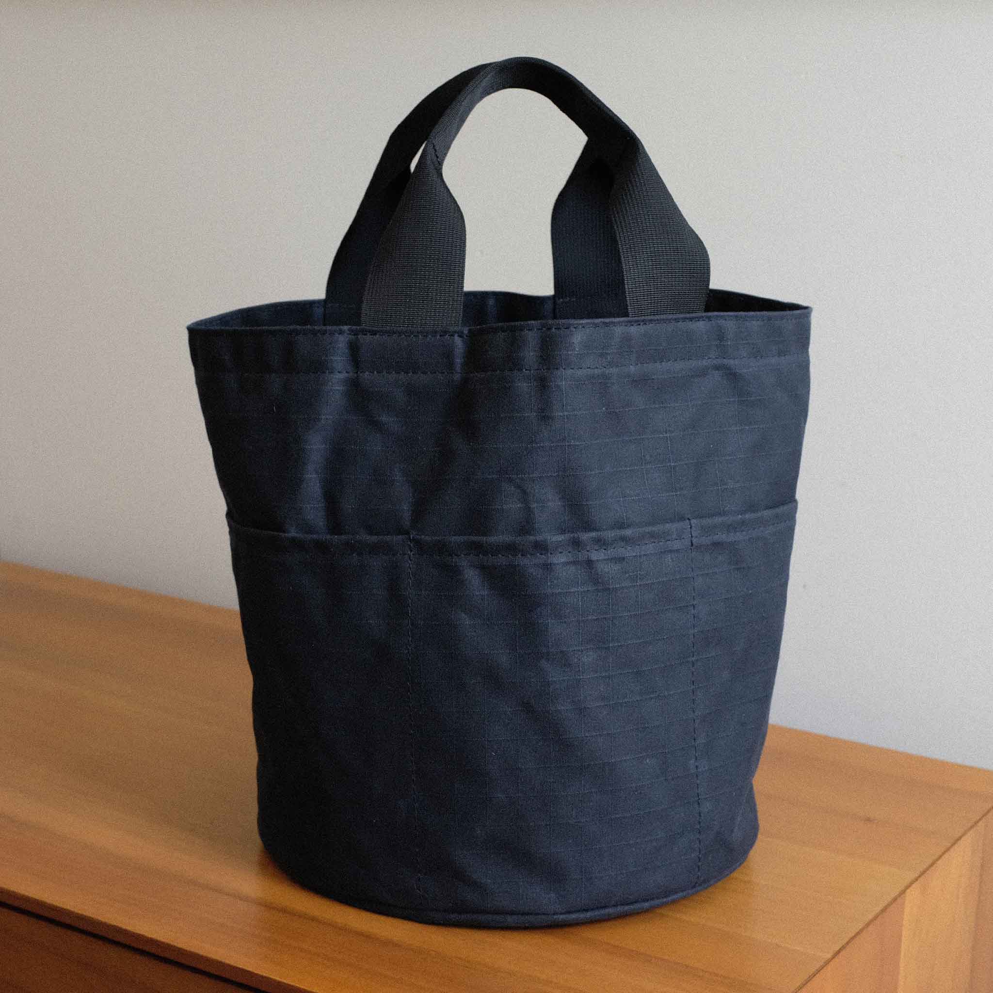 Quincy Bucket Bag Large