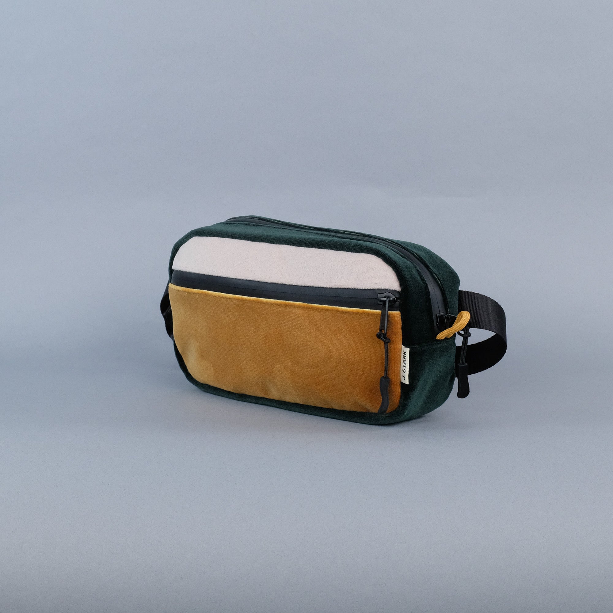 Oxford Crossbody Pack From the Velvet Pile